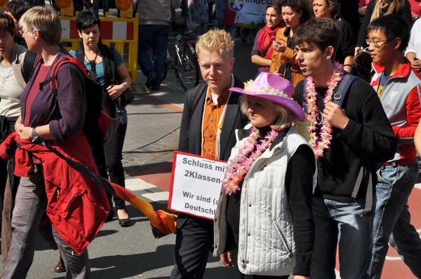 Street Day   100.jpg
